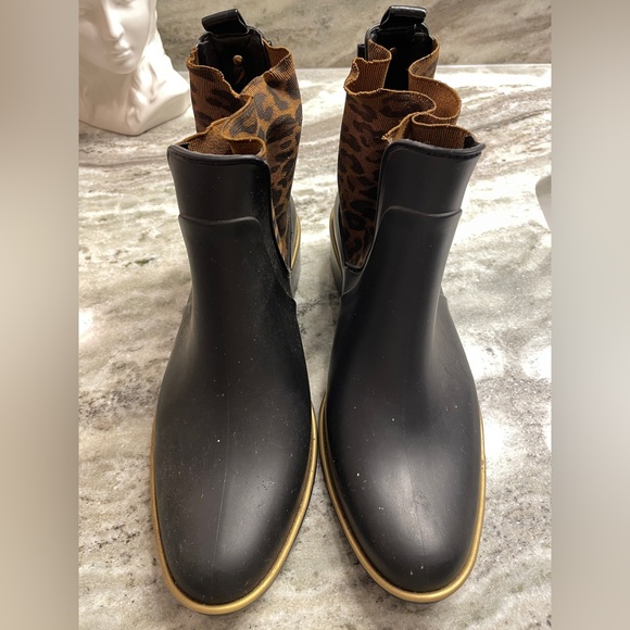 Kate Spade Sedgewick Domina Chelsea Ankle Rain Boots in Leopard - Picture 4 of 6